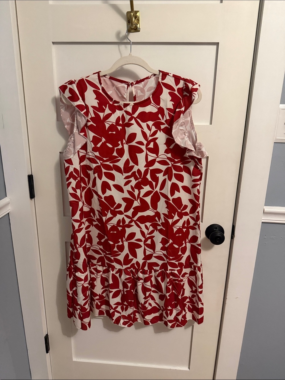 SHEIN Red & White Leaf-Print Ruffle-Hem Casual Dress